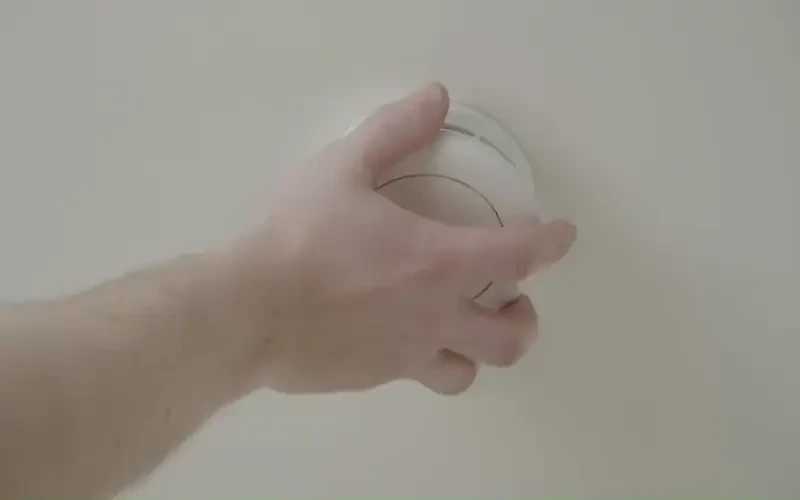 Smoke dector maintenance